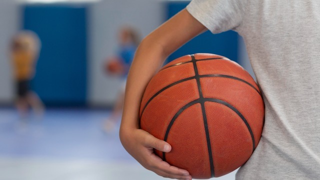 Boka Hösttermin 24 - basket träningar för barn födda 2018-2019 i Falsterbo
