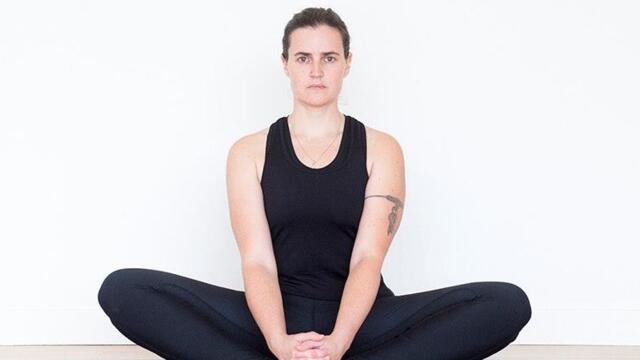 Boka Veronica Holm Yoga & PT